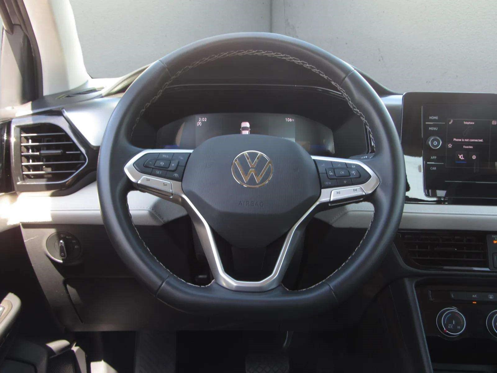 Used 2025 Volkswagen Taos S FWD image 22