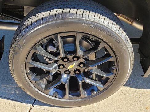 New 2026 Chevrolet Silverado 1500 High Country w/ Midnight Edition image 5