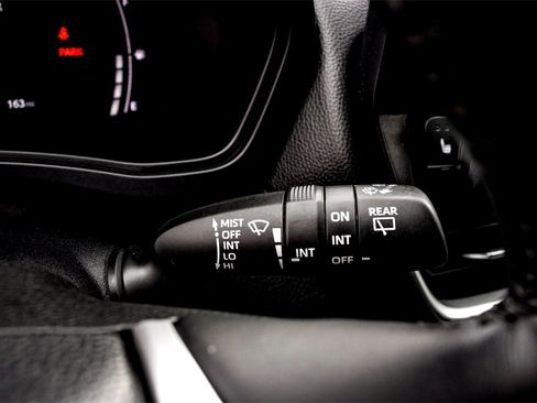 Used 2024 Toyota Grand Highlander XLE image 21