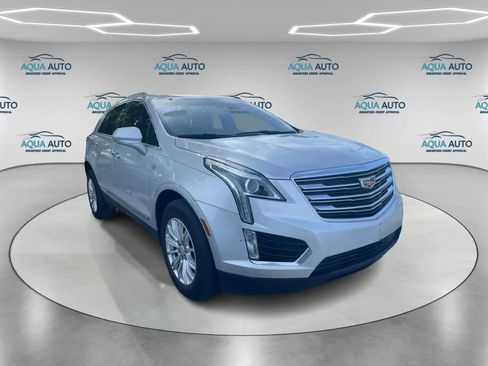 Used 2018 Cadillac XT5 FWD image 3