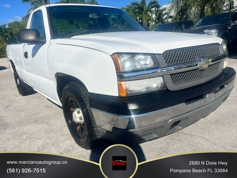 Used 2005 Chevrolet Silverado 1500 W/T image 1