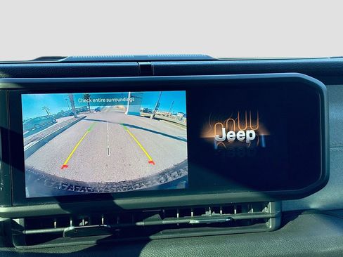 Used 2024 Jeep Wrangler Willys image 12