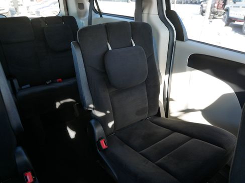 Used 2014 Dodge Grand Caravan SE w/ Quick Order Package 29E SE image 24