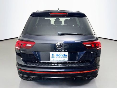Used 2023 Volkswagen Tiguan SE R-Line AWD/4WD image 6