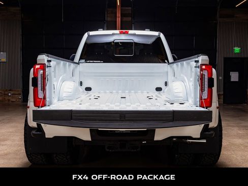 Used 2026 Ford F350 Platinum w/ Platinum Plus Package image 9