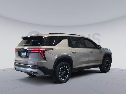 New 2026 Chevrolet Traverse Z71 w/ Driver Confidence Package AWD/4WD image 11