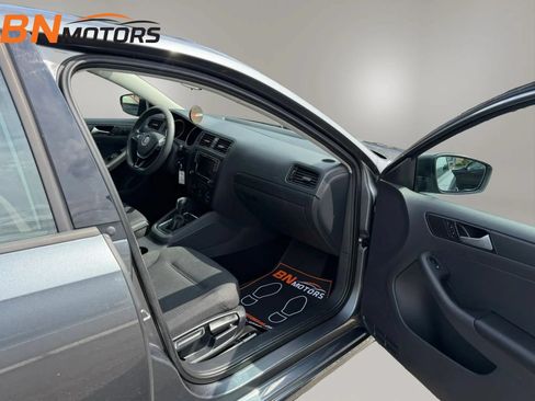Used 2016 Volkswagen Jetta S FWD image 17