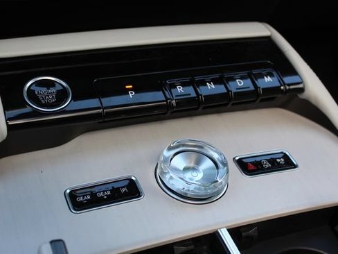 Used 2026 Lincoln Navigator Reserve AWD/4WD image 24