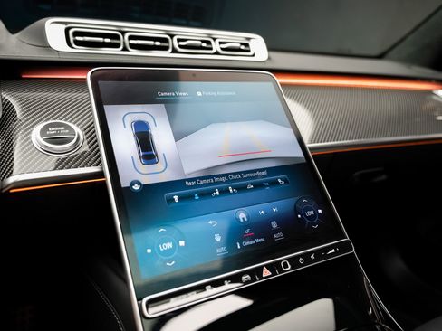 Used 2024 Mercedes-Benz S 63 AMG S image 55