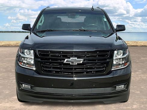 Used 2019 Chevrolet Tahoe Premier AWD/4WD image 2