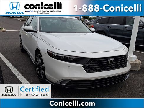 Used 2023 Honda Accord Touring image 1