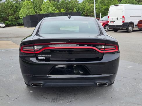 Used 2023 Dodge Charger SXT RWD image 6