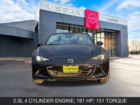 Used 2024 MAZDA MX-5 Miata Grand Touring w/ Weather Package image 4