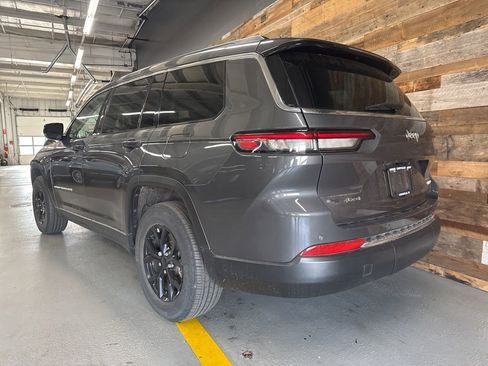 Used 2021 Jeep Grand Cherokee L Limited w/ Trailer Tow Group (B) image 10