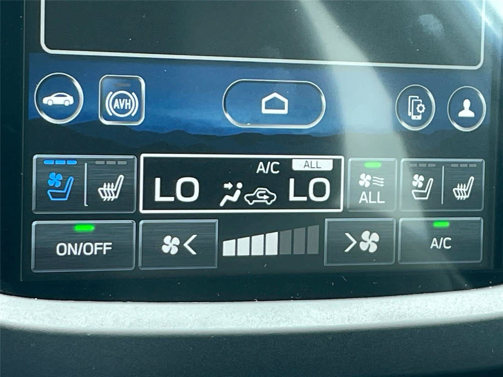 New 2026 Subaru Forester Touring AWD/4WD image 25