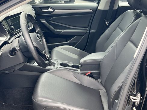 Used 2019 Volkswagen Jetta SE FWD image 10