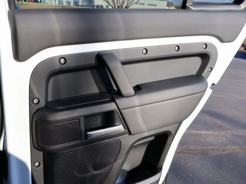 New 2026 Land Rover Defender 110 S AWD/4WD image 15