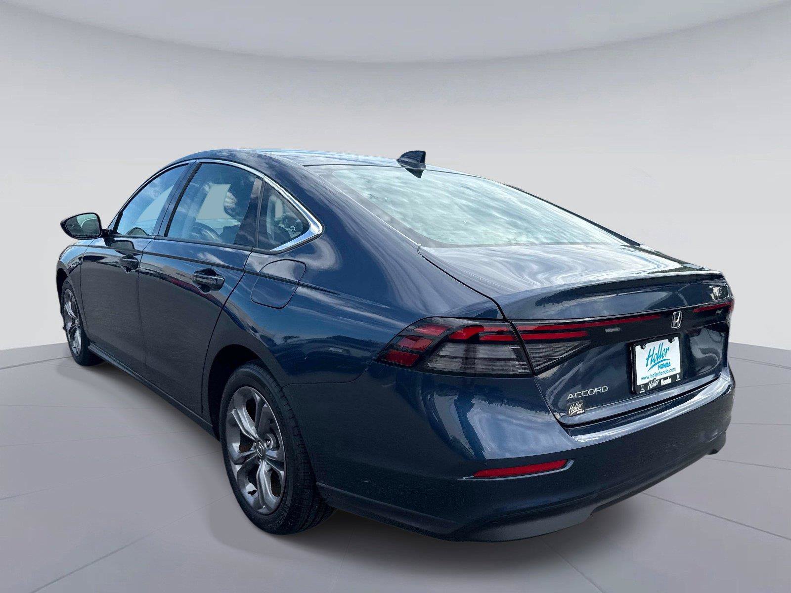 Certified 2024 Honda Accord EX image 6