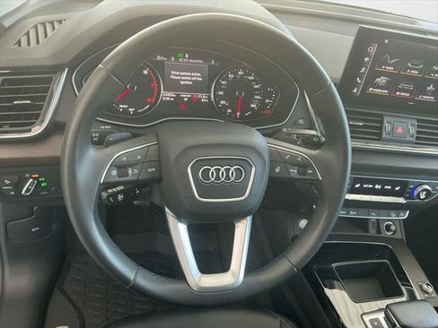 Used 2023 Audi Q5 2.0T Premium w/ Convenience Package AWD/4WD image 13