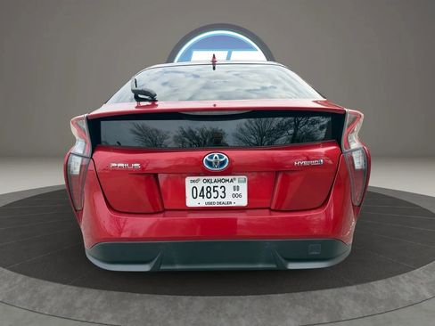 Used 2016 Toyota Prius Four Touring FWD image 15