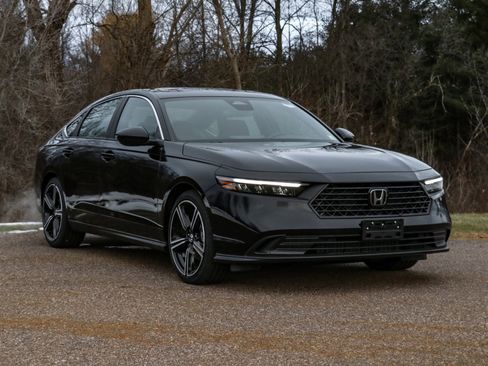 New 2025 Honda Accord Sport image 2