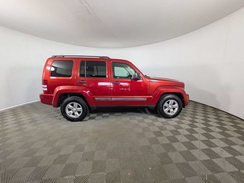 Used 2010 Jeep Liberty Sport w/ Popular Equipment Group AWD/4WD image 28