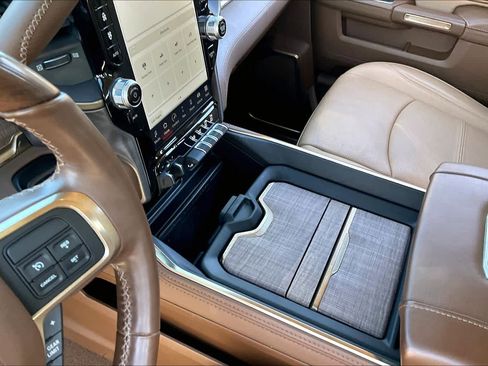 Used 2022 RAM 2500 Limited image 15