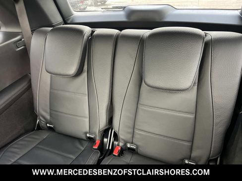 New 2026 Mercedes-Benz GLS 450 4MATIC image 16
