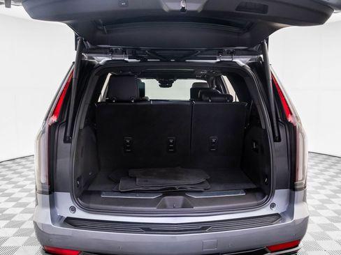 Used 2021 Cadillac Escalade Sport Platinum w/ LPO, ONYX Package image 34