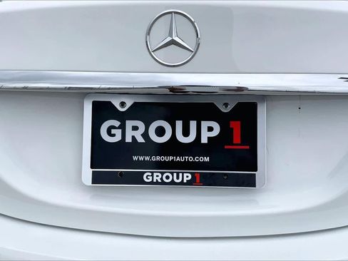 Used 2021 Mercedes-Benz C 300 Sedan image 10