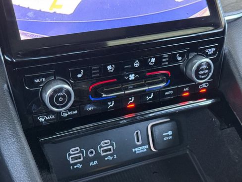 Used 2022 Jeep Grand Cherokee L Overland w/ Luxury Tech Group IV image 24