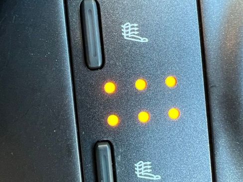 Used 2024 Toyota Camry XLE image 19