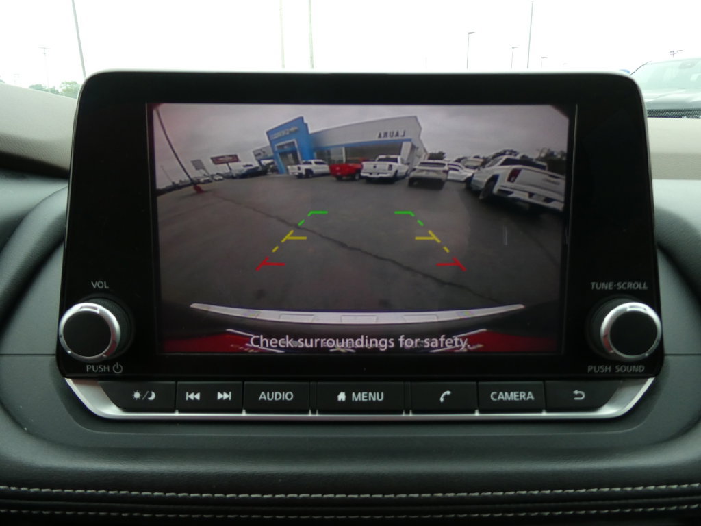 Used 2023 Nissan Rogue SV FWD image 29