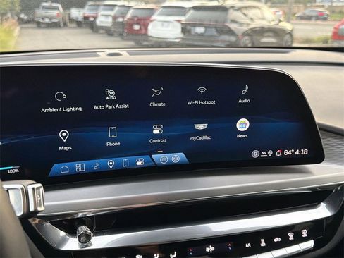 Used 2025 Cadillac Lyriq Luxury image 16