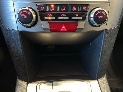 Used 2014 Subaru Outback 2.5i w/ Alloy Wheel Package image 14