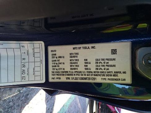 Used 2022 Tesla Model 3 Long Range image 16