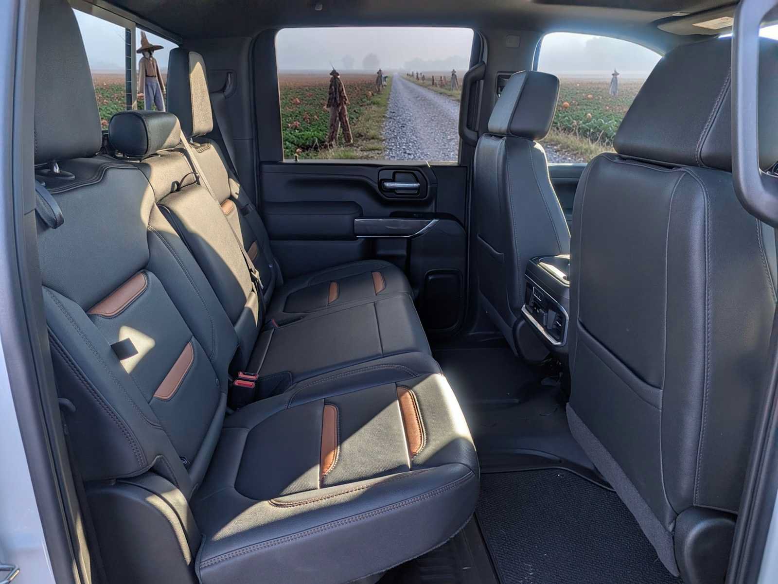 Used 2023 GMC Sierra 3500 AT4 w/ AT4 Premium Plus Package AWD/4WD image 24