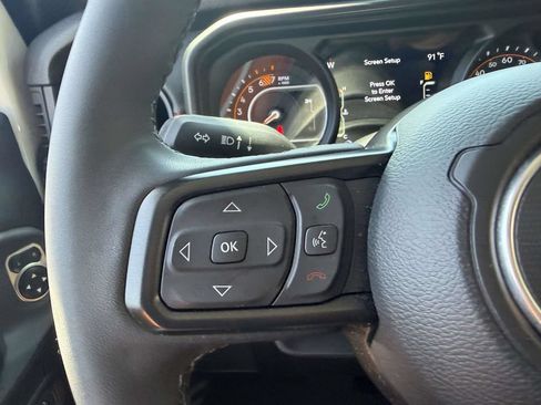 Used 2025 Jeep Wrangler Unlimited Sport AWD/4WD image 40
