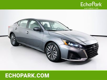 Used 2025 Nissan Altima 2.5 SV