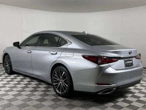 Used 2025 Lexus ES 350 w/ Premium Package FWD image 4