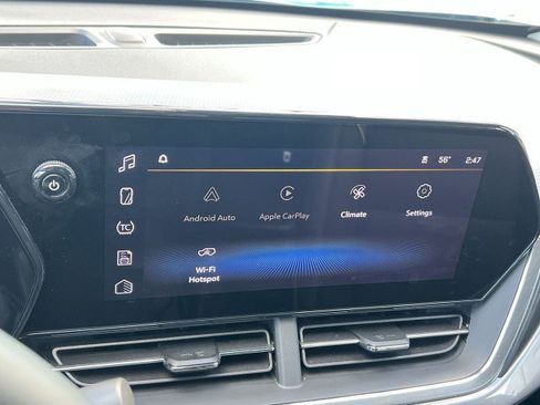 Used 2025 Chevrolet Trax ACTIV w/ Driver Confidence Package image 13