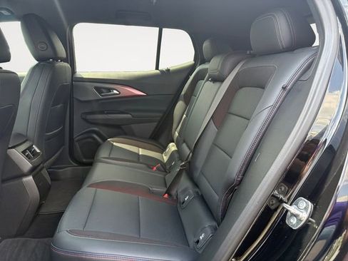 Used 2024 Chevrolet Equinox EV RS FWD image 13