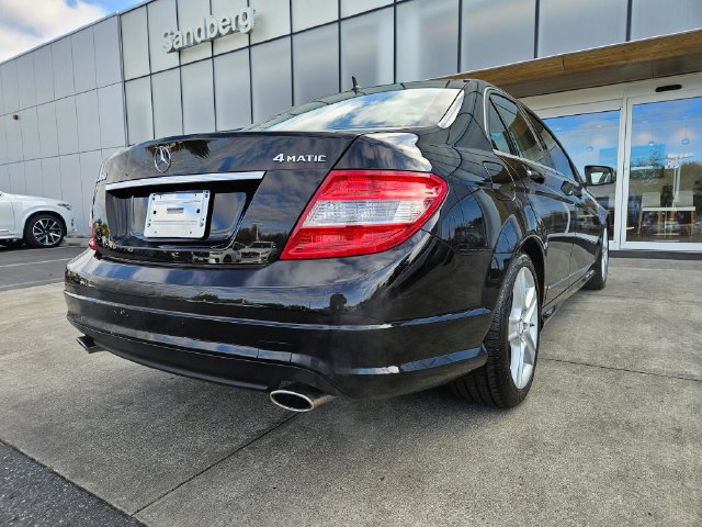 Used 2011 Mercedes-Benz C 300 4MATIC Sedan image 5