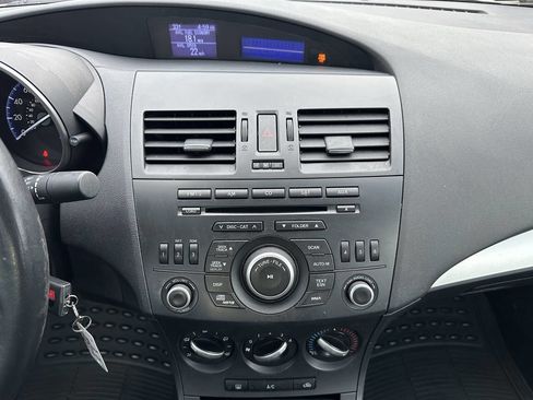 Used 2012 MAZDA MAZDA3 i Touring image 15
