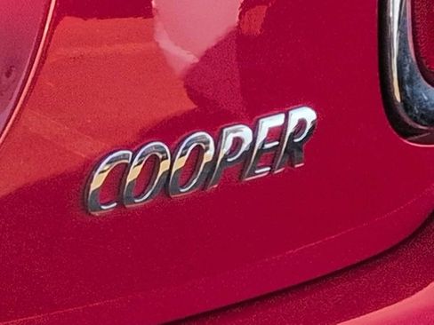 Used 2019 MINI Cooper 2-Door Hardtop image 13