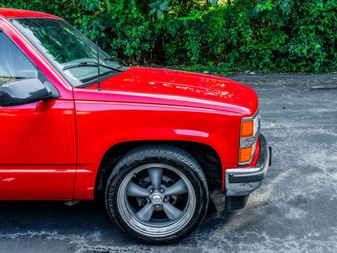 Used 1999 Chevrolet Tahoe LS image 11