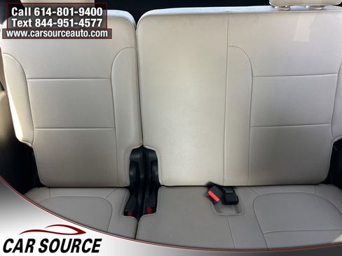 Used 2022 Chevrolet Traverse LT FWD image 14