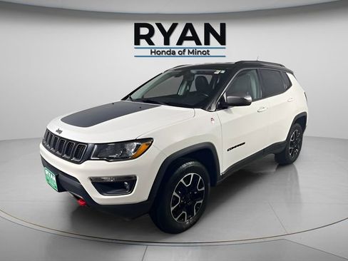 Used 2020 Jeep Compass Trailhawk image 11