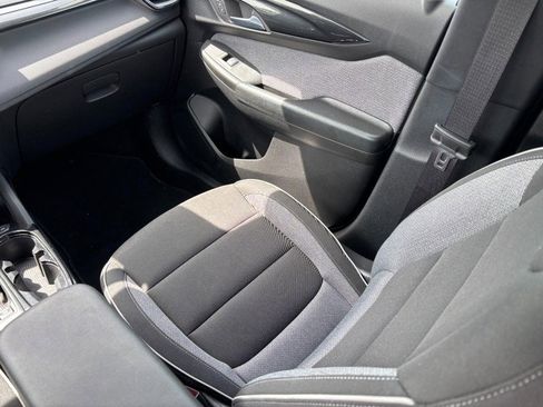 Used 2025 Chevrolet TrailBlazer LT AWD/4WD image 14