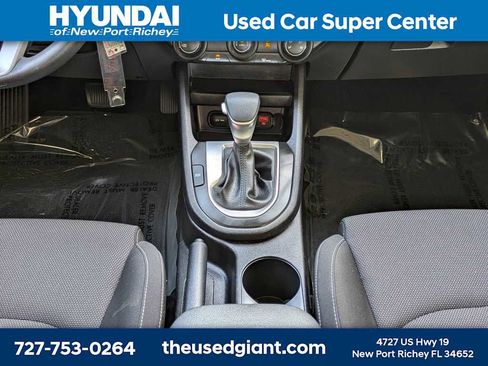 Used 2024 Kia Forte LXS w/ LXS Technology Package FWD image 18